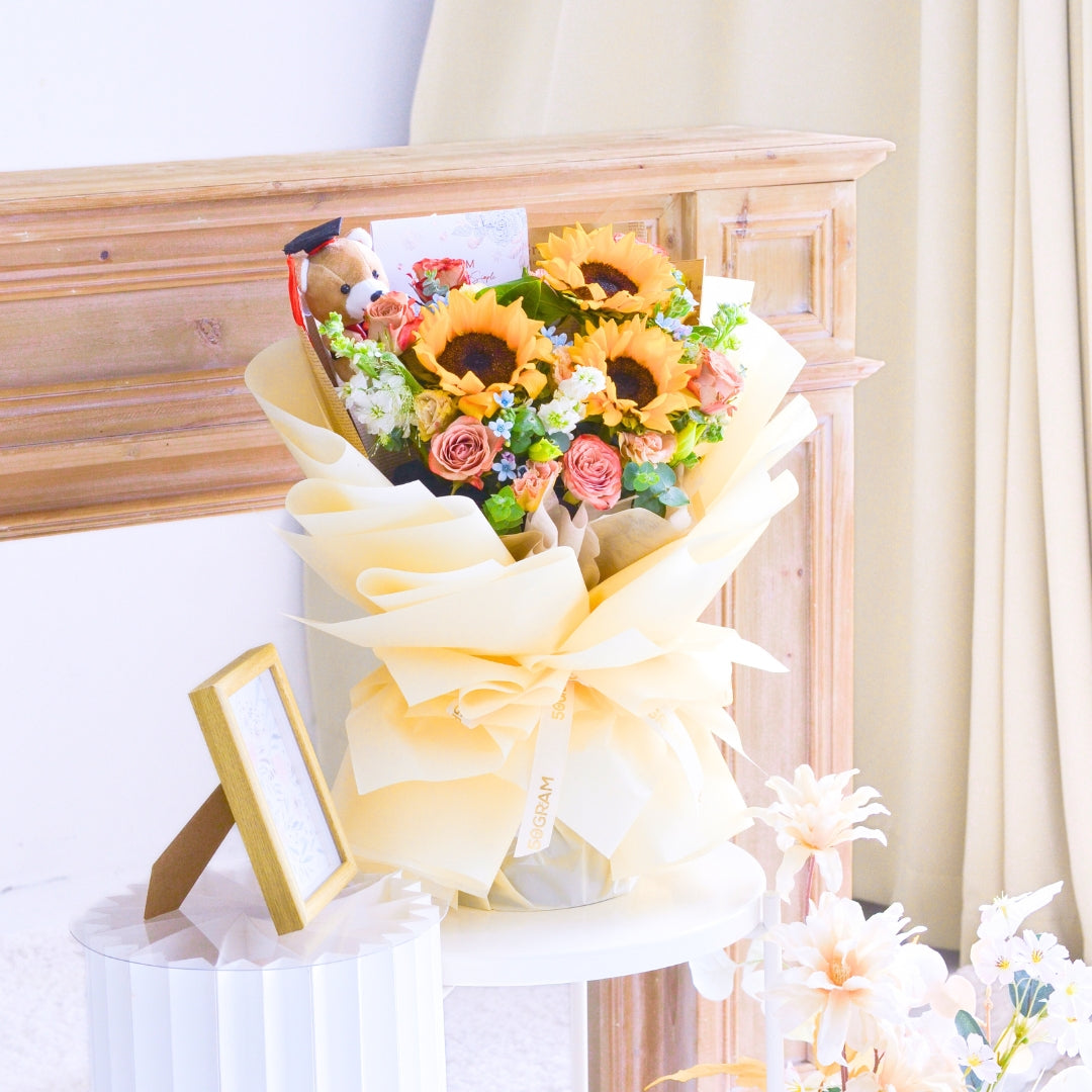 Honor Bloom Sunflower Hand Bouquet image 10