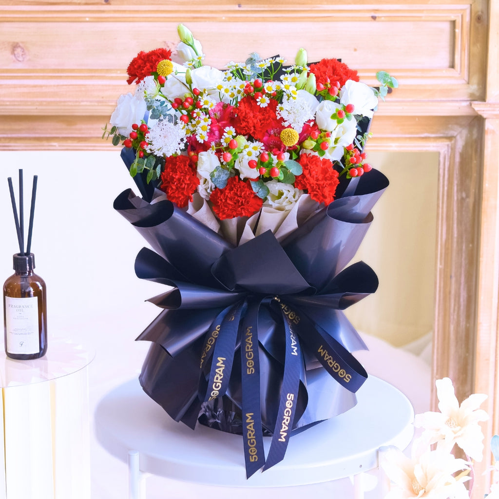 Noir Muse Hand Bouquet image 11