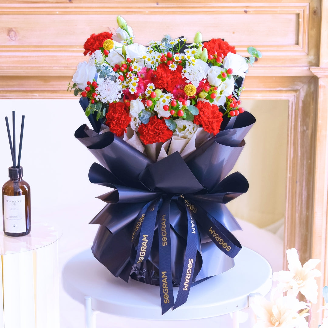 Noir Muse Hand Bouquet image 11