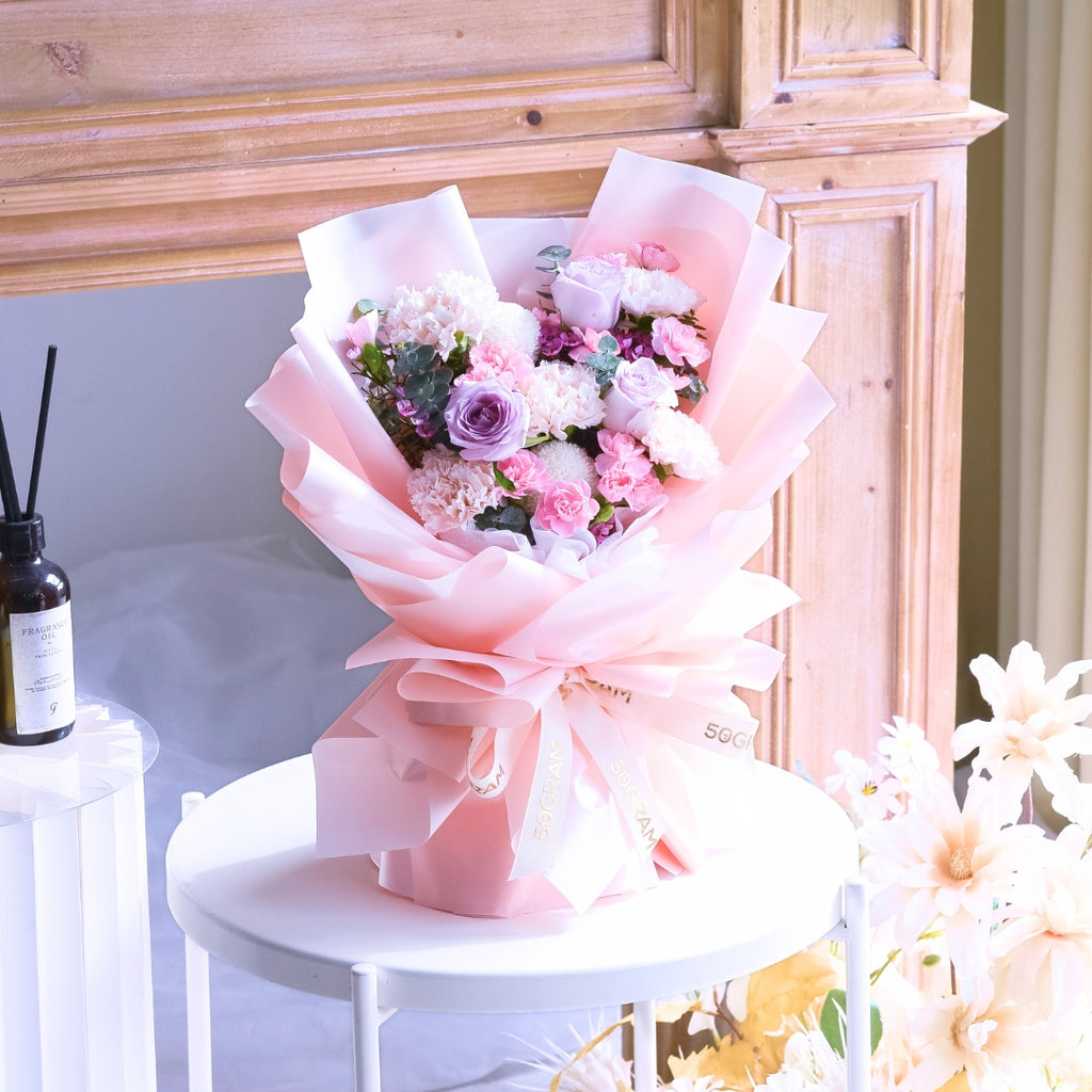 Primo Amore Beige Carnation Hand Bouquet image 8