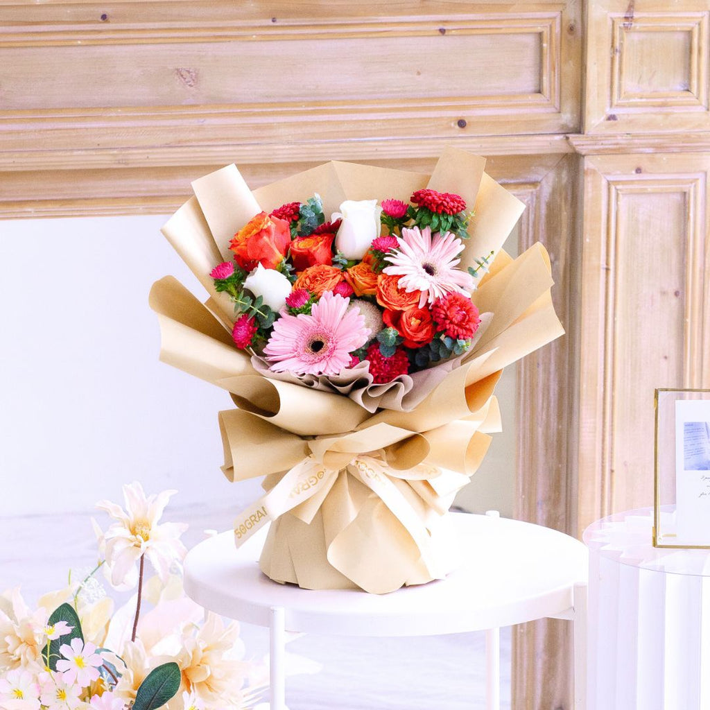 Pink Glow Posy Pink Daisy Hand Bouquet image 14