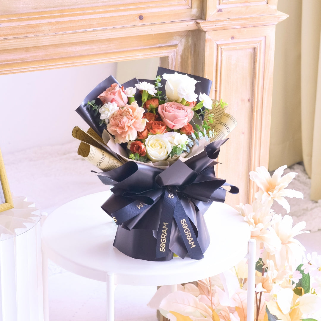 Russet Blooms Cappuccino Roses Hand Bouquet image 5