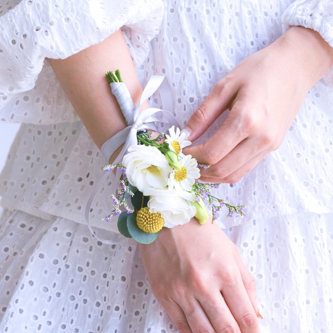 Vow of Love - Corsage image 0