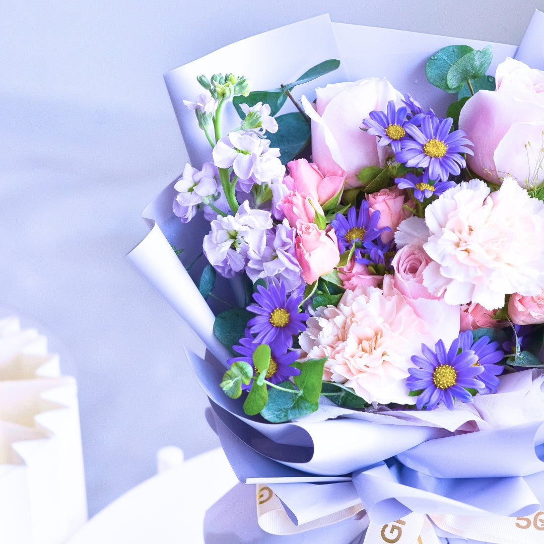 Duska Bloom Pink Roses Hand Bouquet image 18
