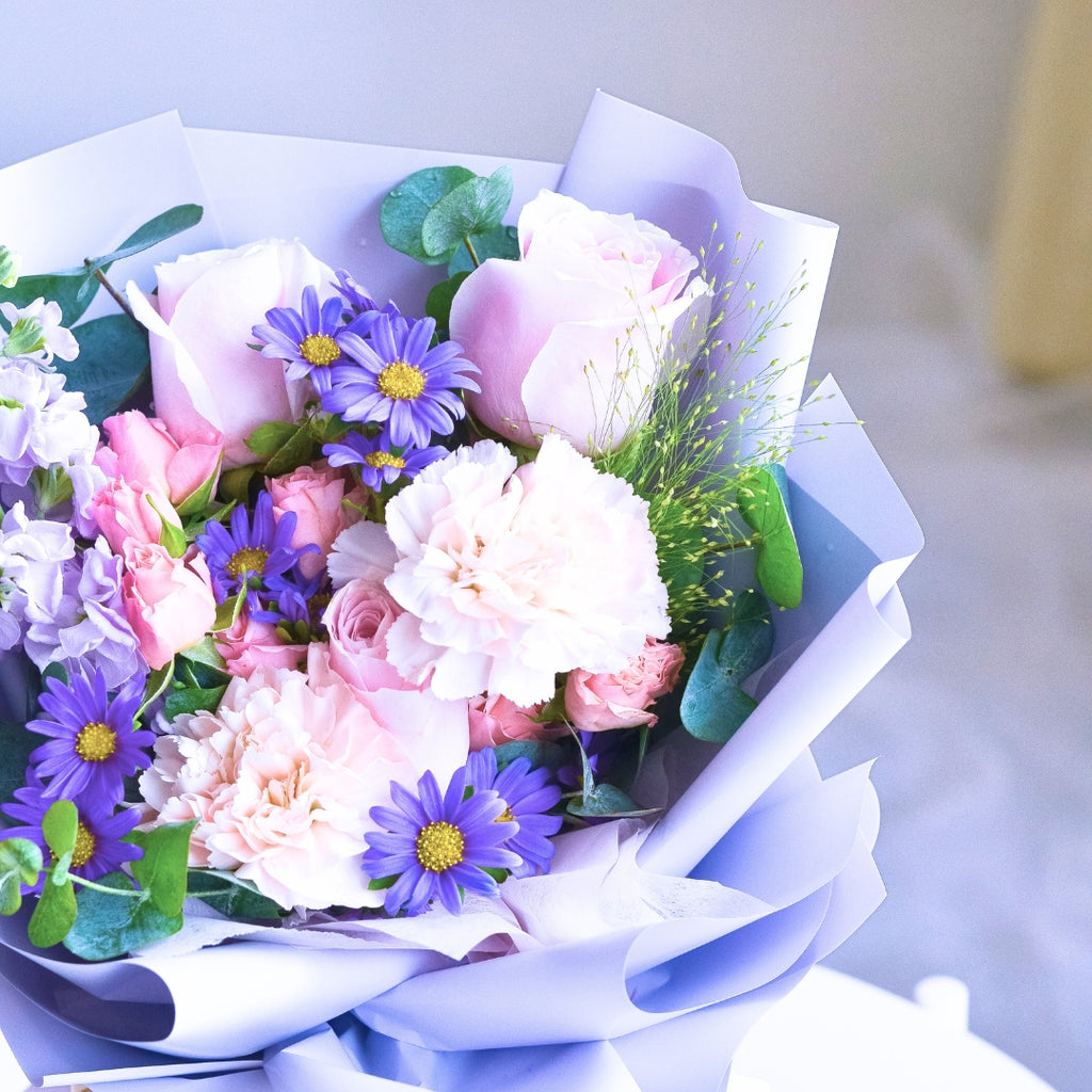 Duska Bloom Pink Roses Hand Bouquet image 17