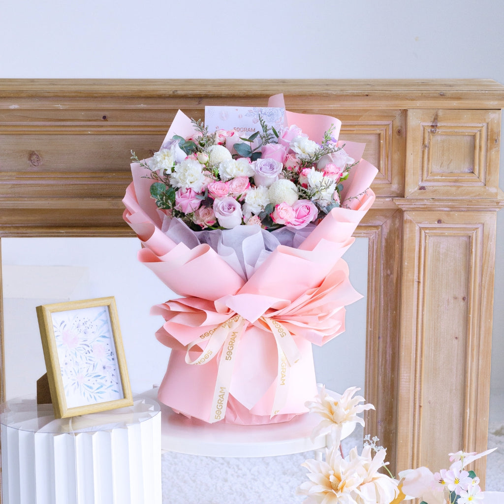 Starry Love Pink Roses Hand Bouquet image 9