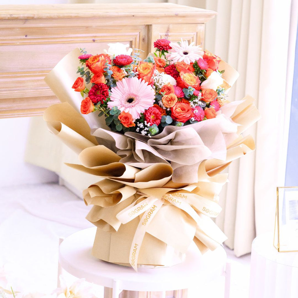 Pink Glow Posy Pink Daisy Hand Bouquet image 9
