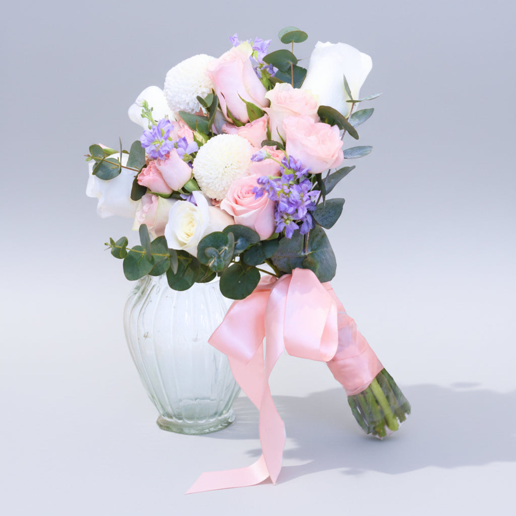 Dreamy Vacation | Bridal Bouquet image 0