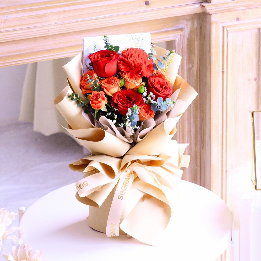 Scarlet Spice Red Rose Hand Bouquet image 5