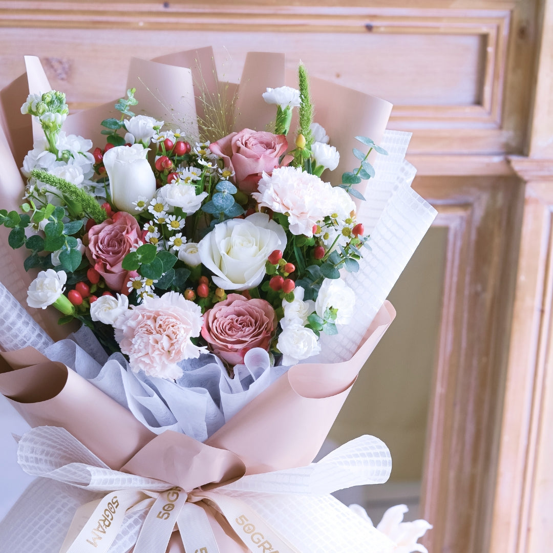 Neutral Muse Cappuccino Roses Hand Bouquet image 14