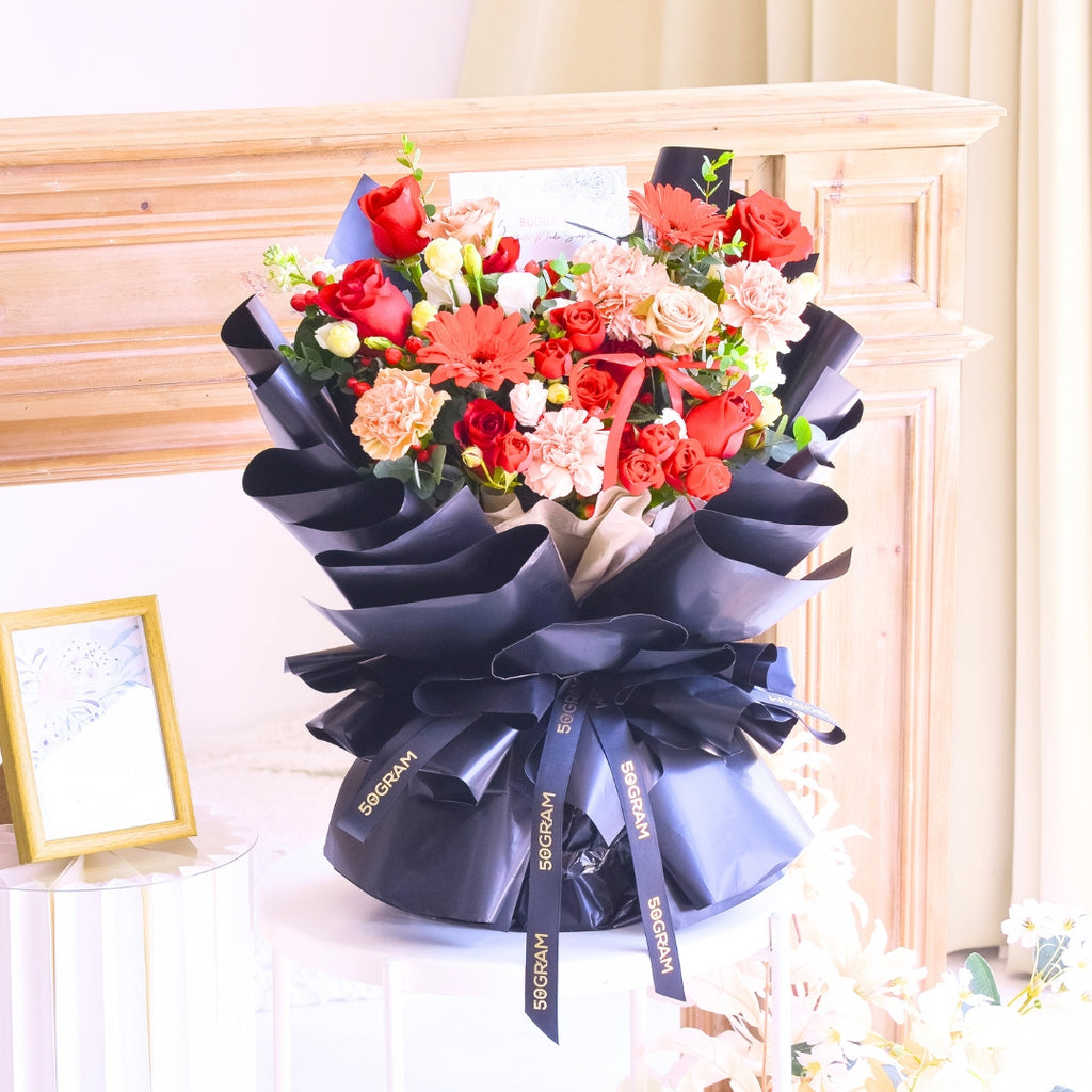 True Love Bloom Hand Bouquet image 9