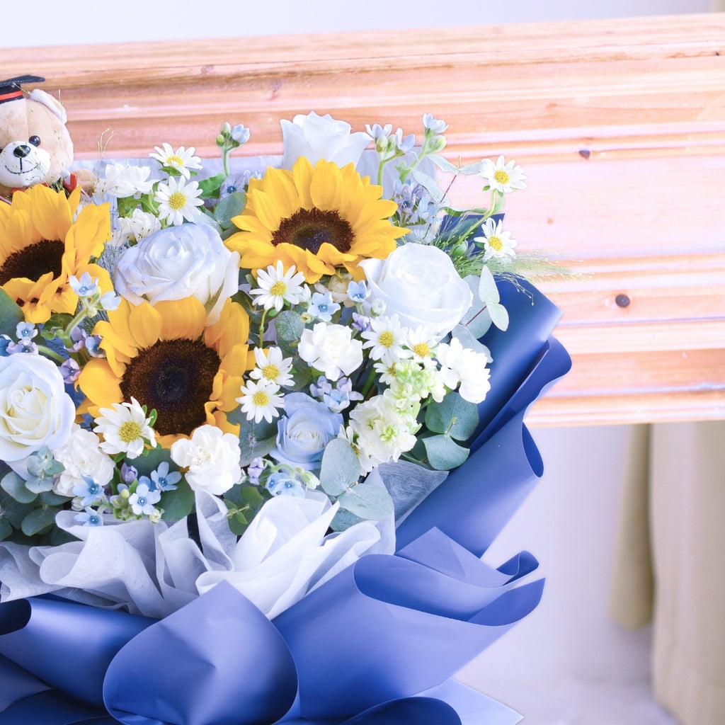 Skybound Hand Bouquet image 10