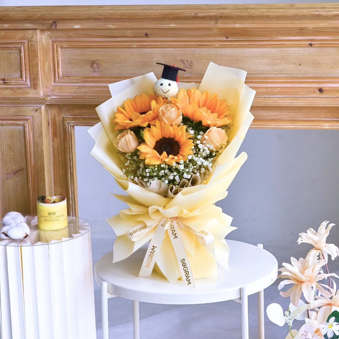Sunny Up Sunflower Bouquet | Hand Bouquet image 5