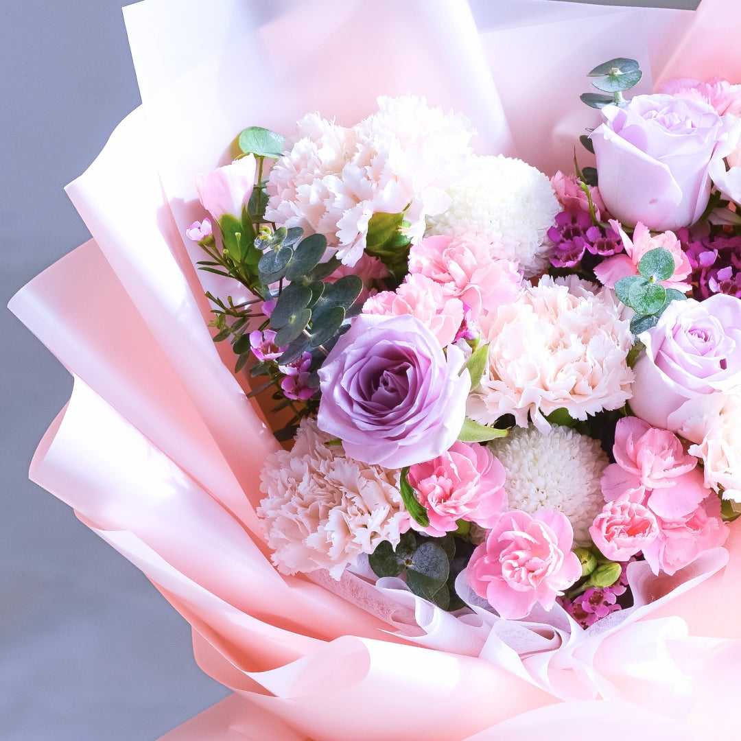 Primo Amore Beige Carnation Hand Bouquet image 10