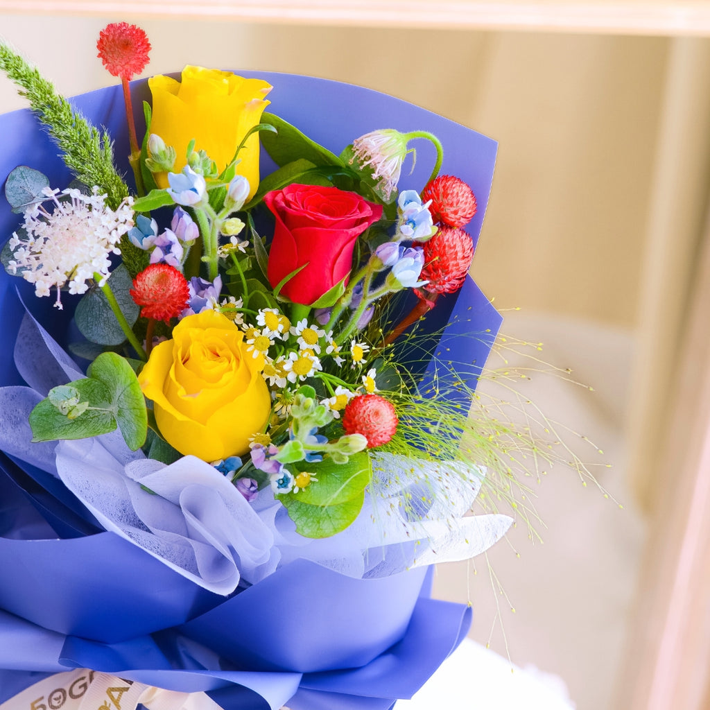 Rouge Theory Hand Bouquet image 14