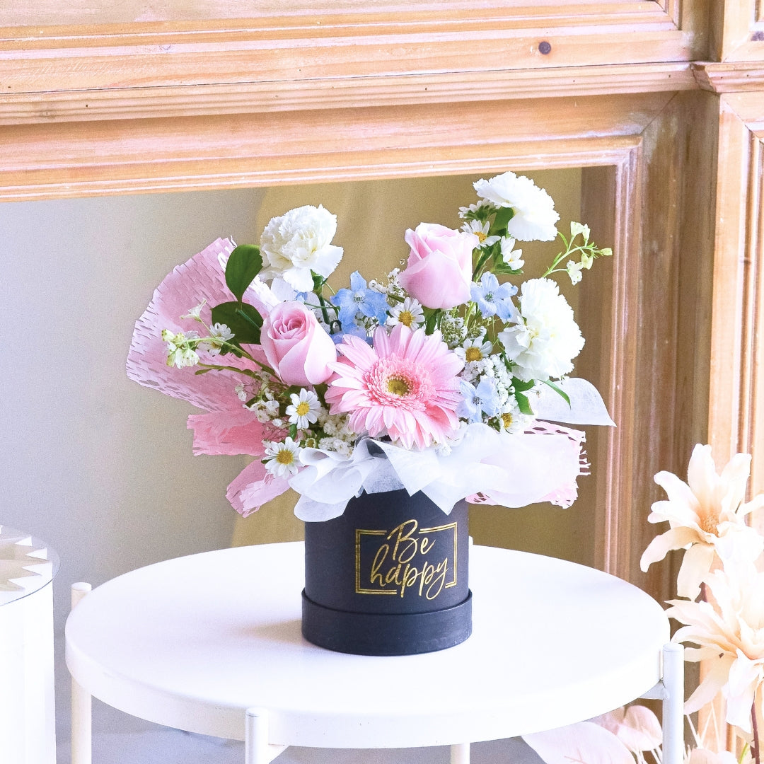 Noir Romance Flower Box image 3
