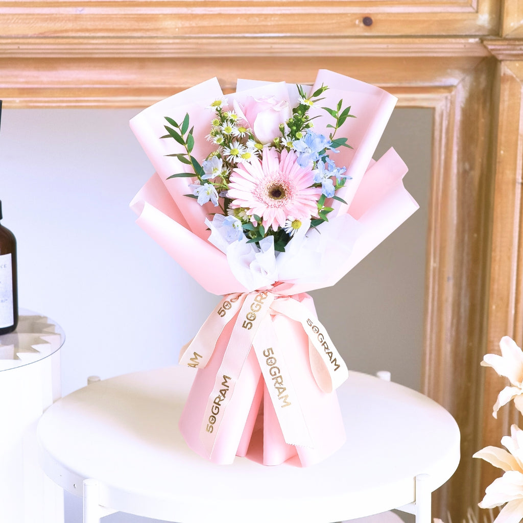 Joylet Pink Rose Hand Bouquet image 3