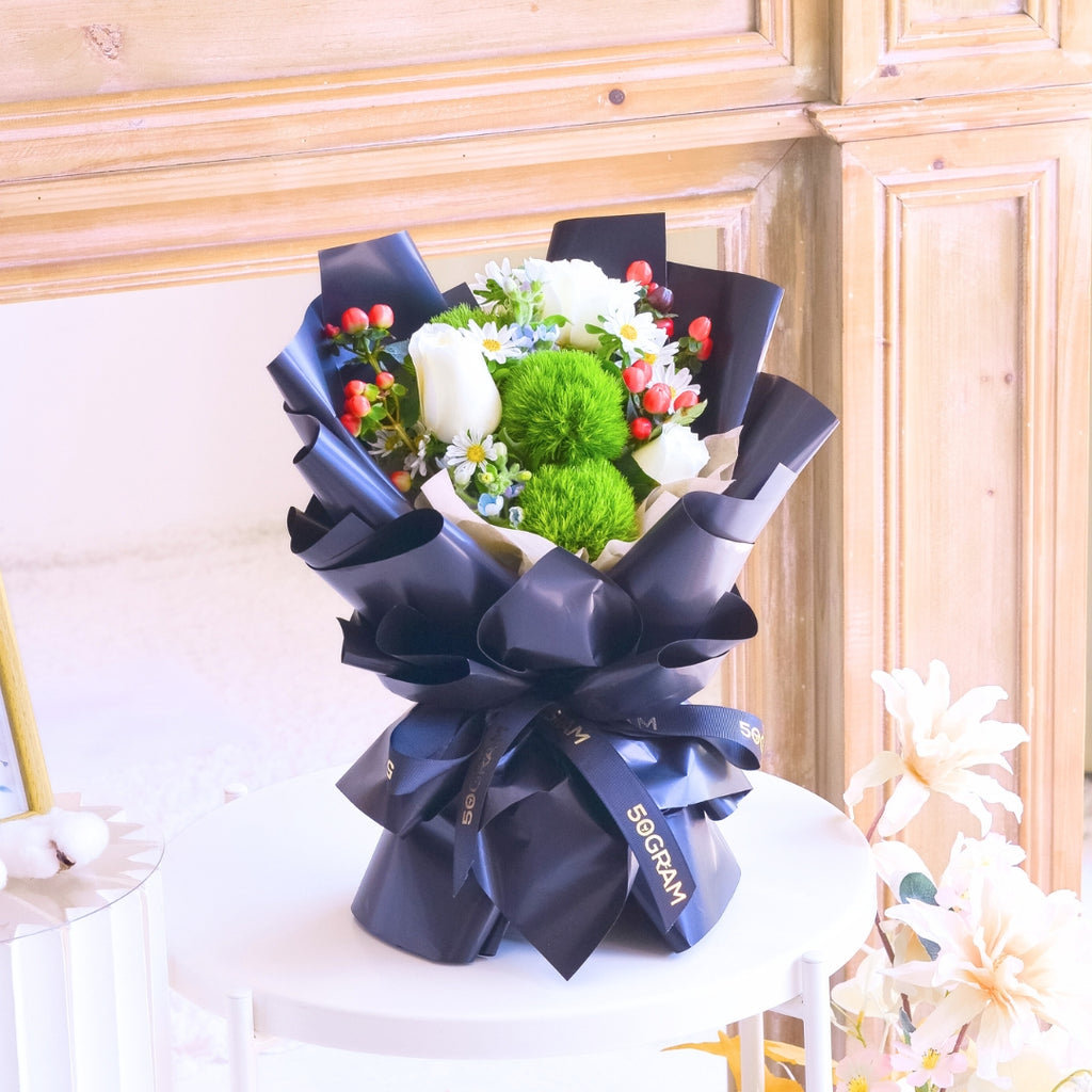 Verdant Elegance Hand Bouquet - Regular image 5