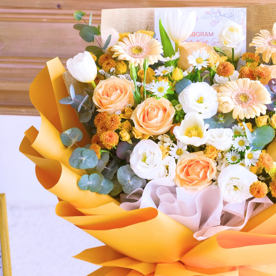 Sunset Symphony Champagne Roses Hand Bouquet image 12