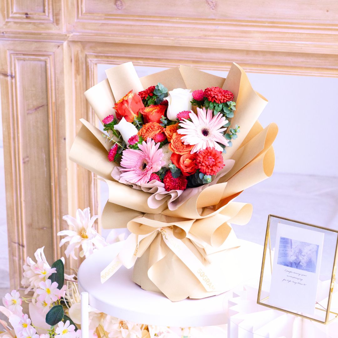 Pink Glow Posy Pink Daisy Hand Bouquet image 13