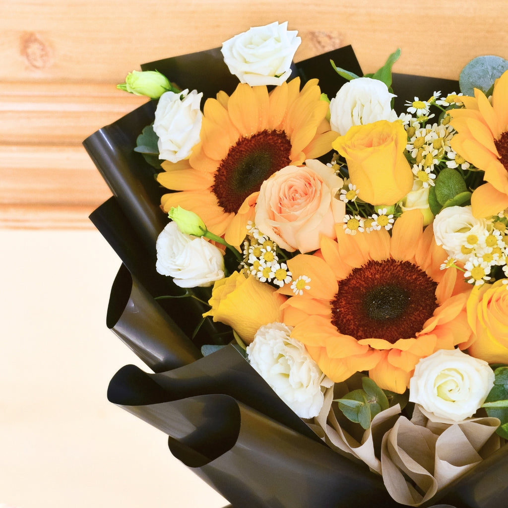 Sunflower Vista Flower Bouquet image 7