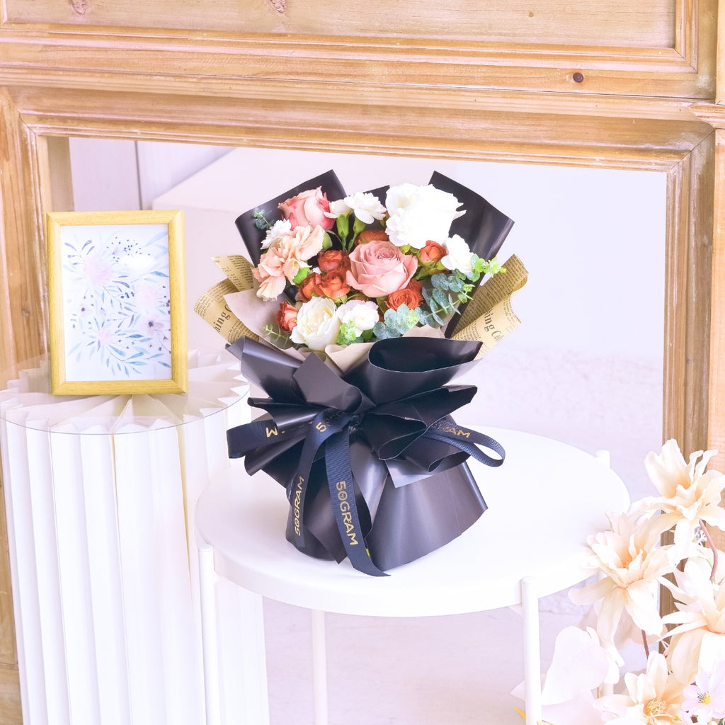 Russet Blooms Cappuccino Roses Hand Bouquet image 4