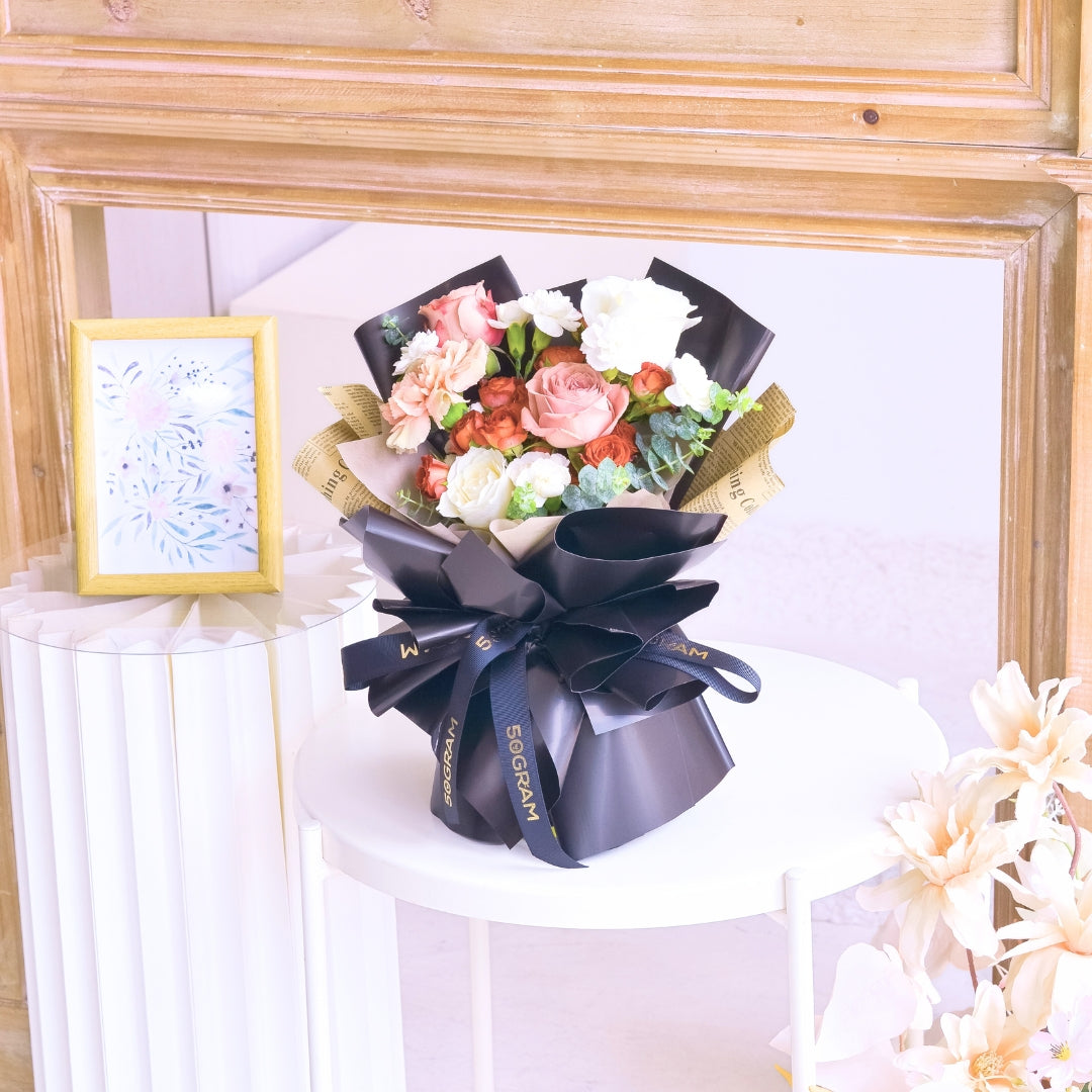 Russet Blooms Cappuccino Roses Hand Bouquet image 4