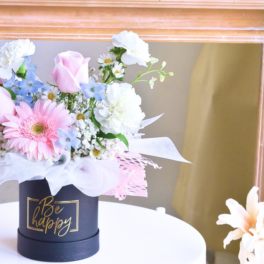 Noir Romance Flower Box image 6