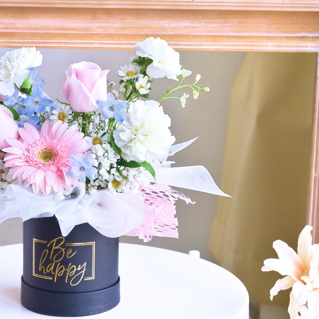 Noir Romance Flower Box image 6