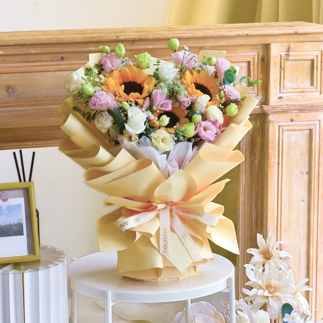 Bloom Zoom Hand Bouquet image 14