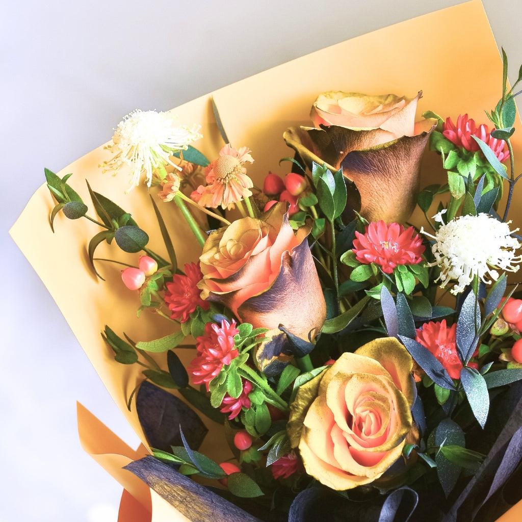Pumpkin Kiss Orange Roses Hand Bouquet image 11