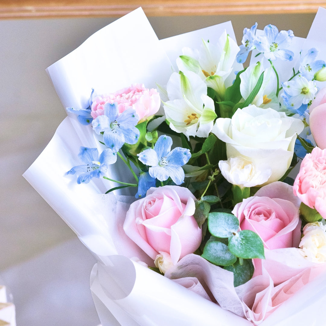 Cotton Kiss Pink Roses Hand Bouquet image 11