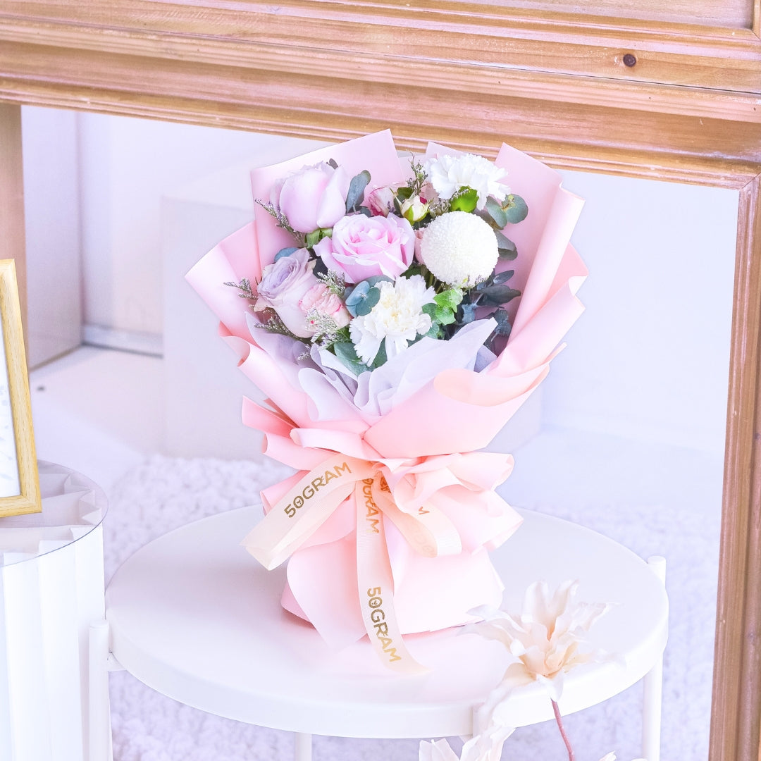Starry Love Pink Roses Hand Bouquet image 4