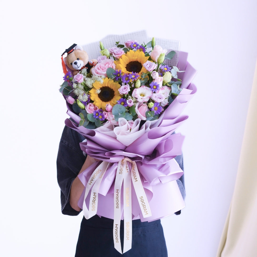 Turning Tassels Hand Bouquet image 12