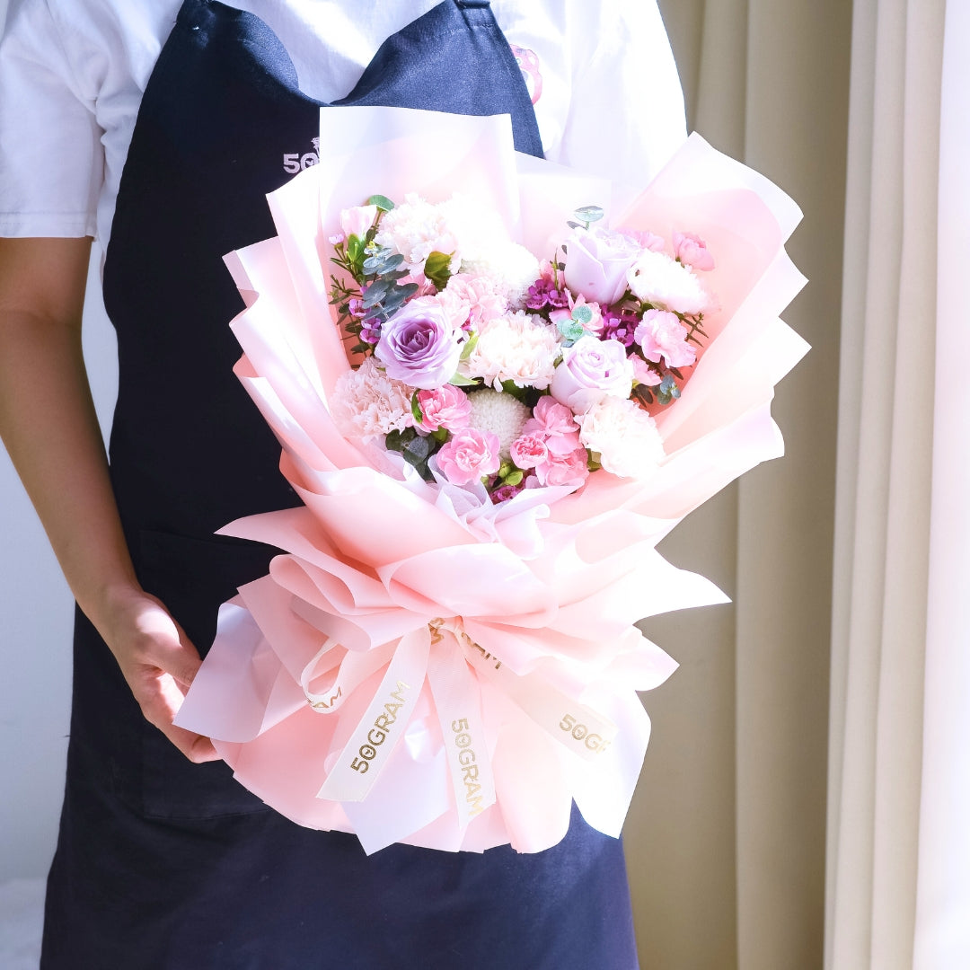 Primo Amore Beige Carnation Hand Bouquet image 12