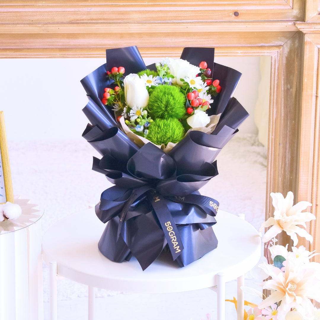 Verdant Elegance Hand Bouquet - Regular image 4