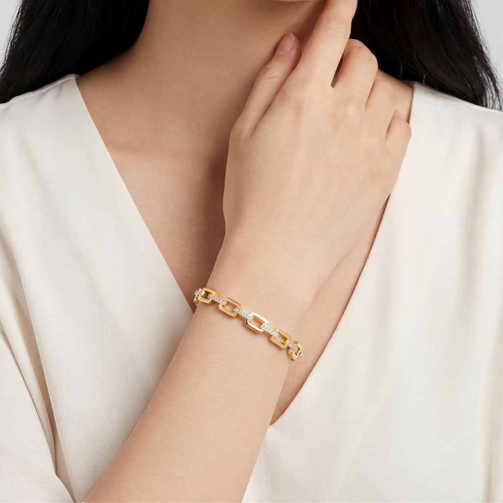 Monserrat Bangle in Rose Gold