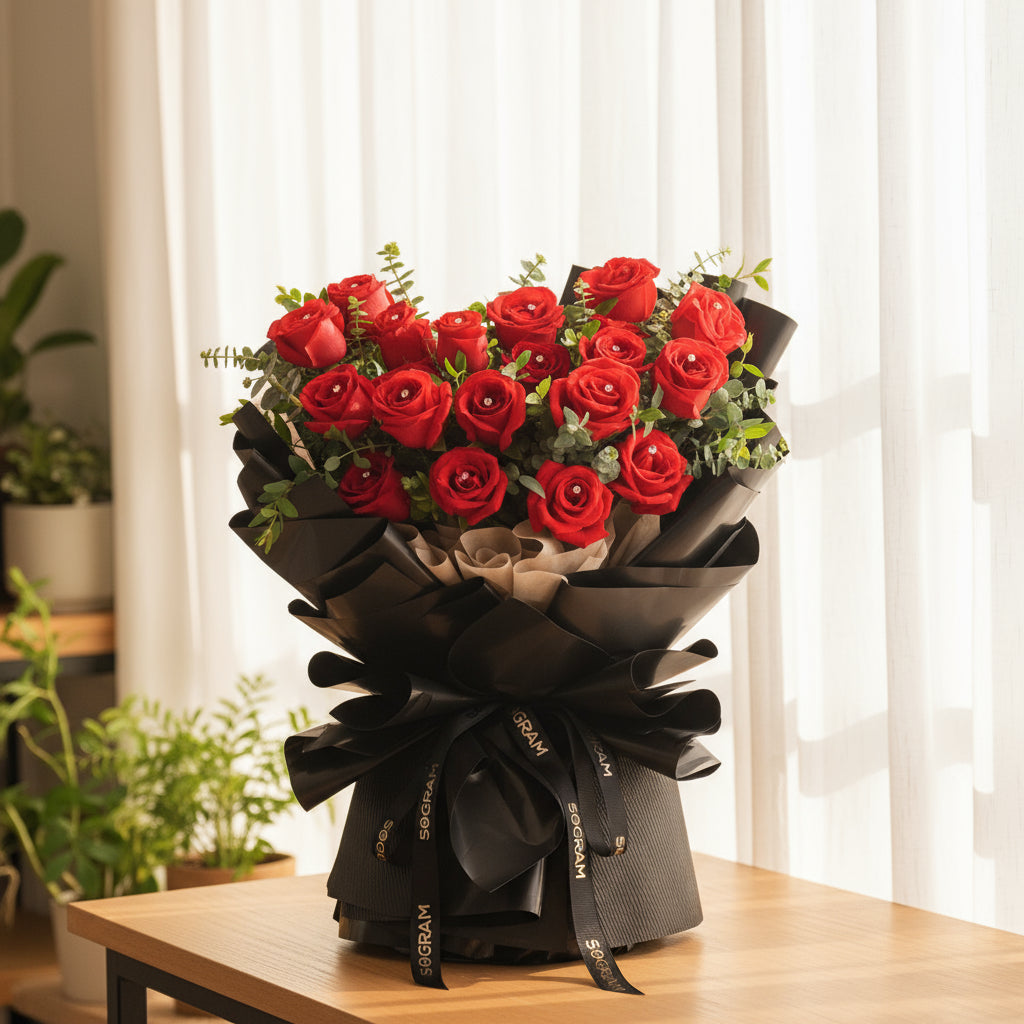 Classic Red Roses Hand Bouquet - 8