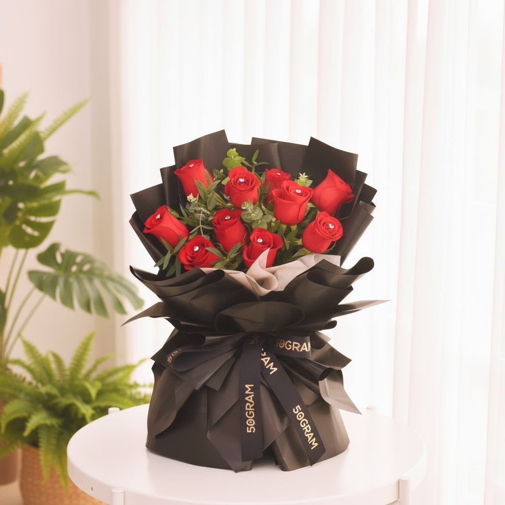 Classic Red Roses Hand Bouquet - 7