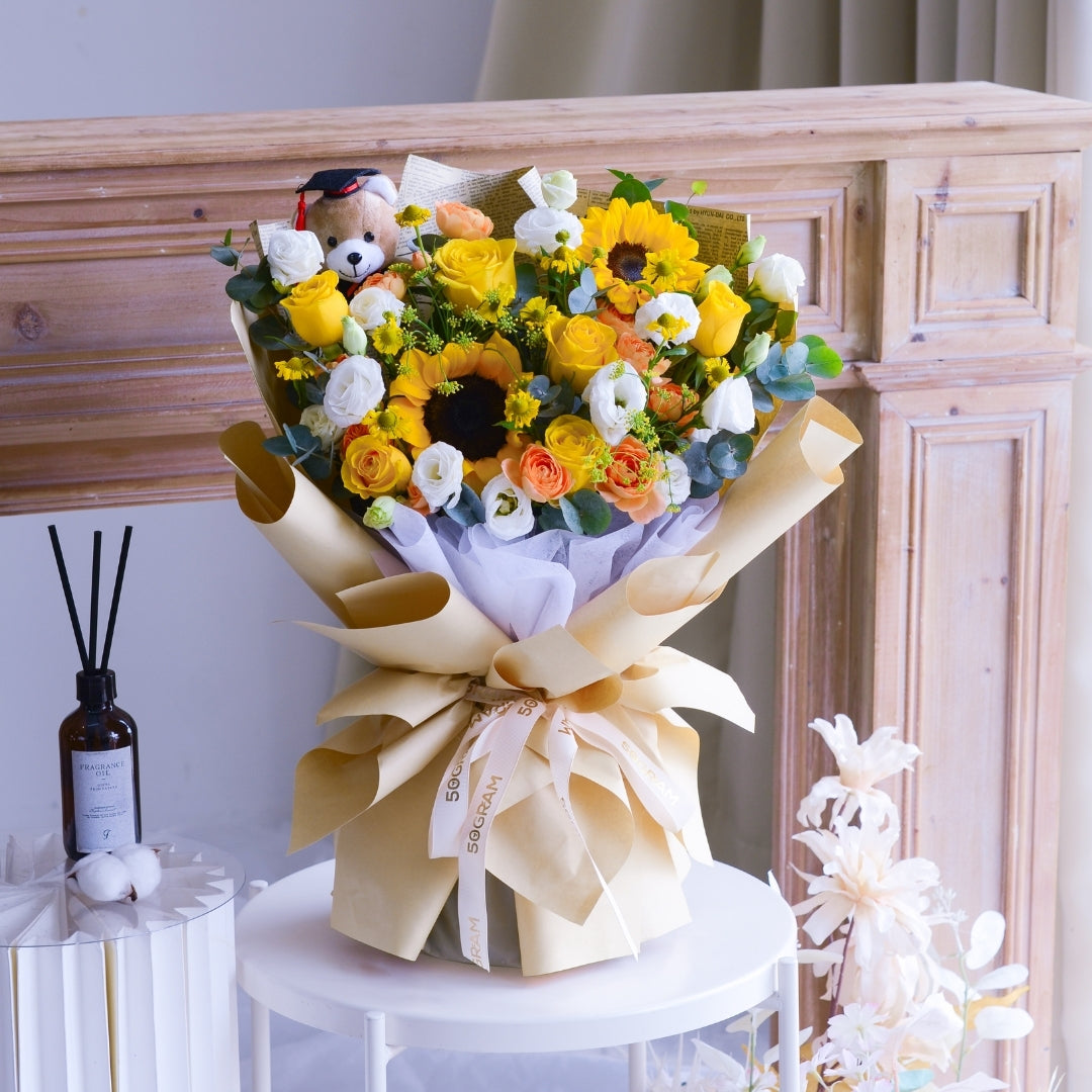 Rise &amp; Bloom Hand Bouquet - 8
