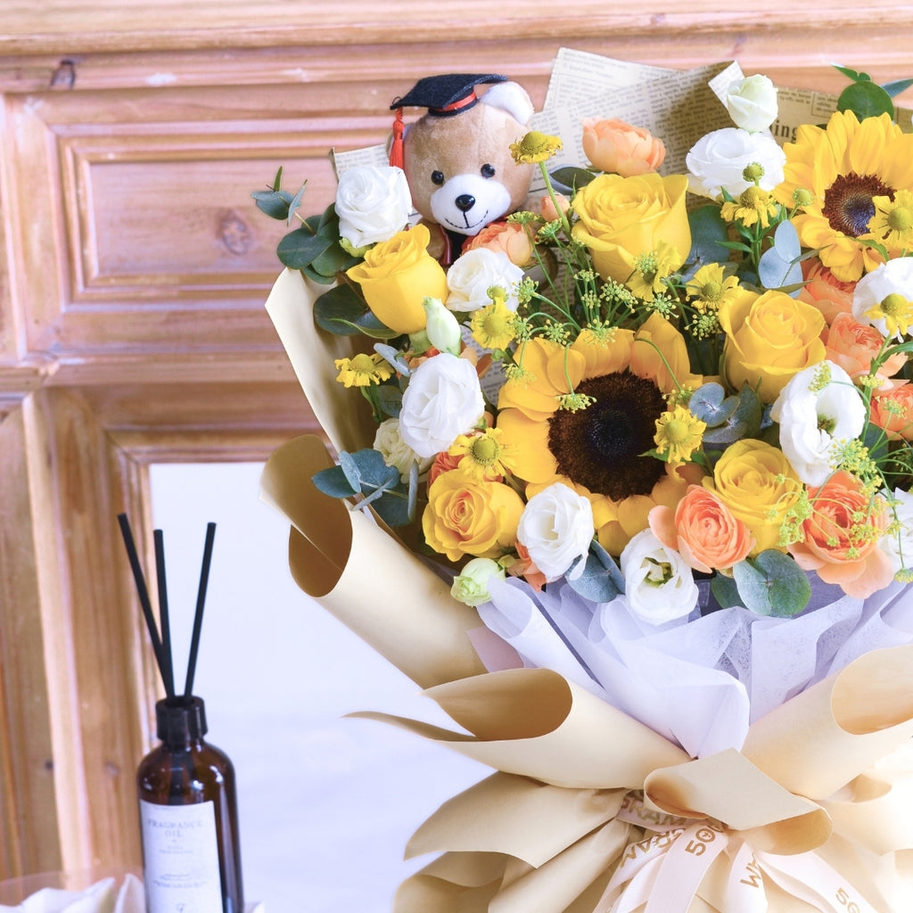 Rise &amp; Bloom Hand Bouquet - 10