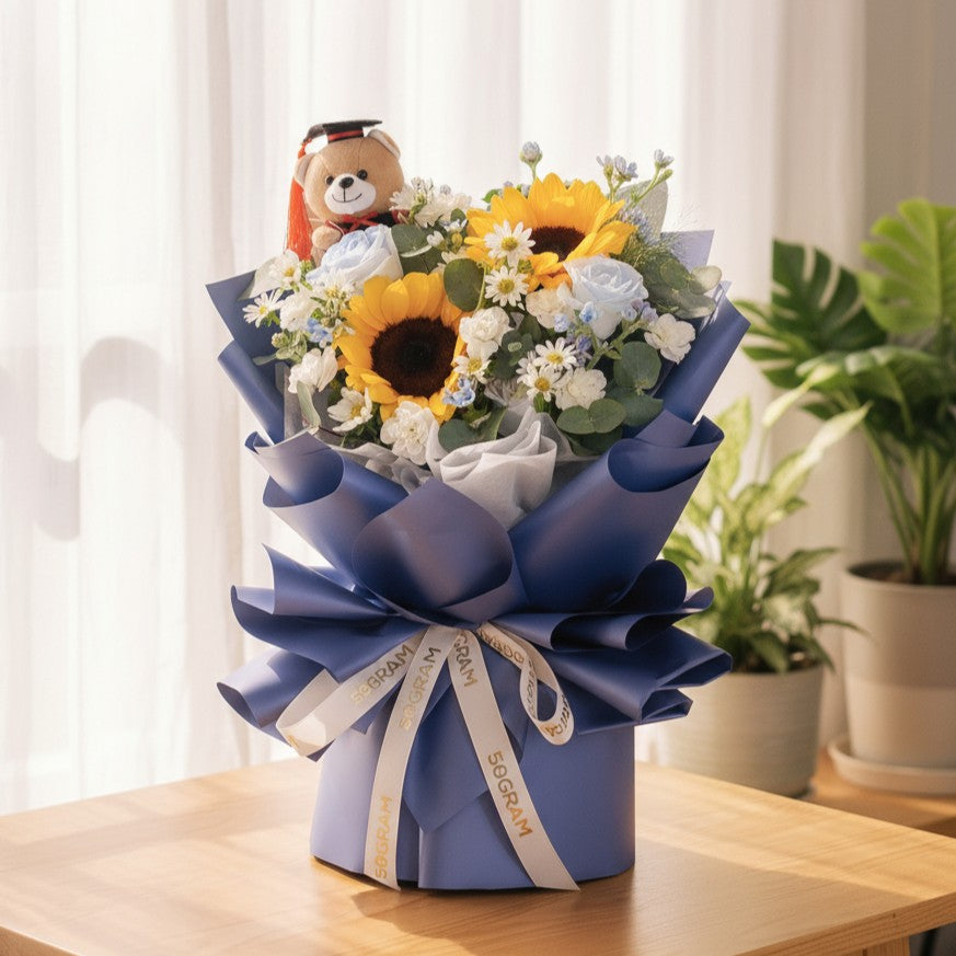 Skybound Hand Bouquet