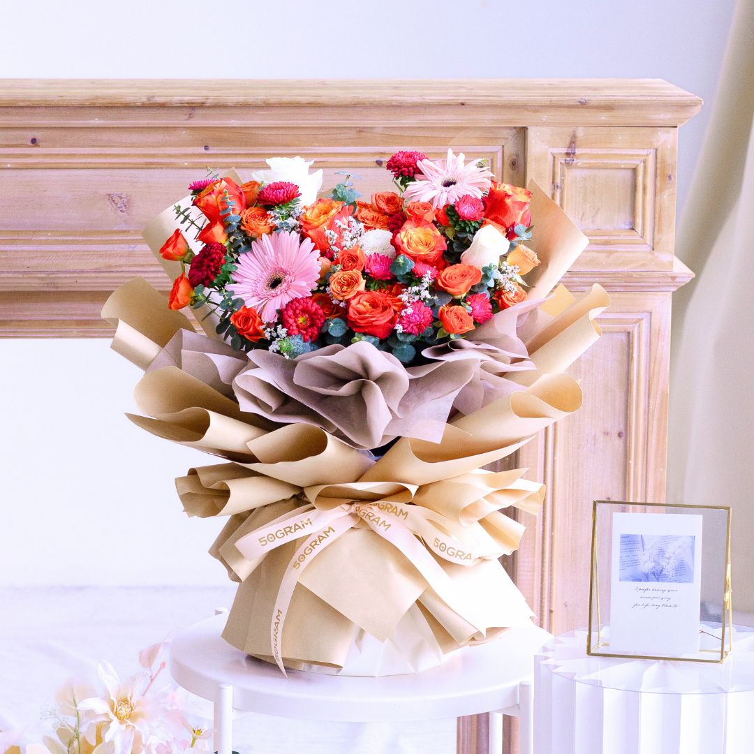 Pink Glow Posy Pink Daisy Hand Bouquet image 10