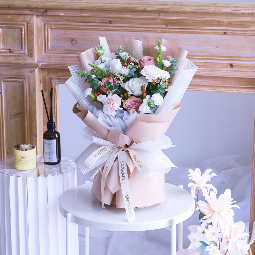Neutral Muse Cappuccino Roses Hand Bouquet image 12