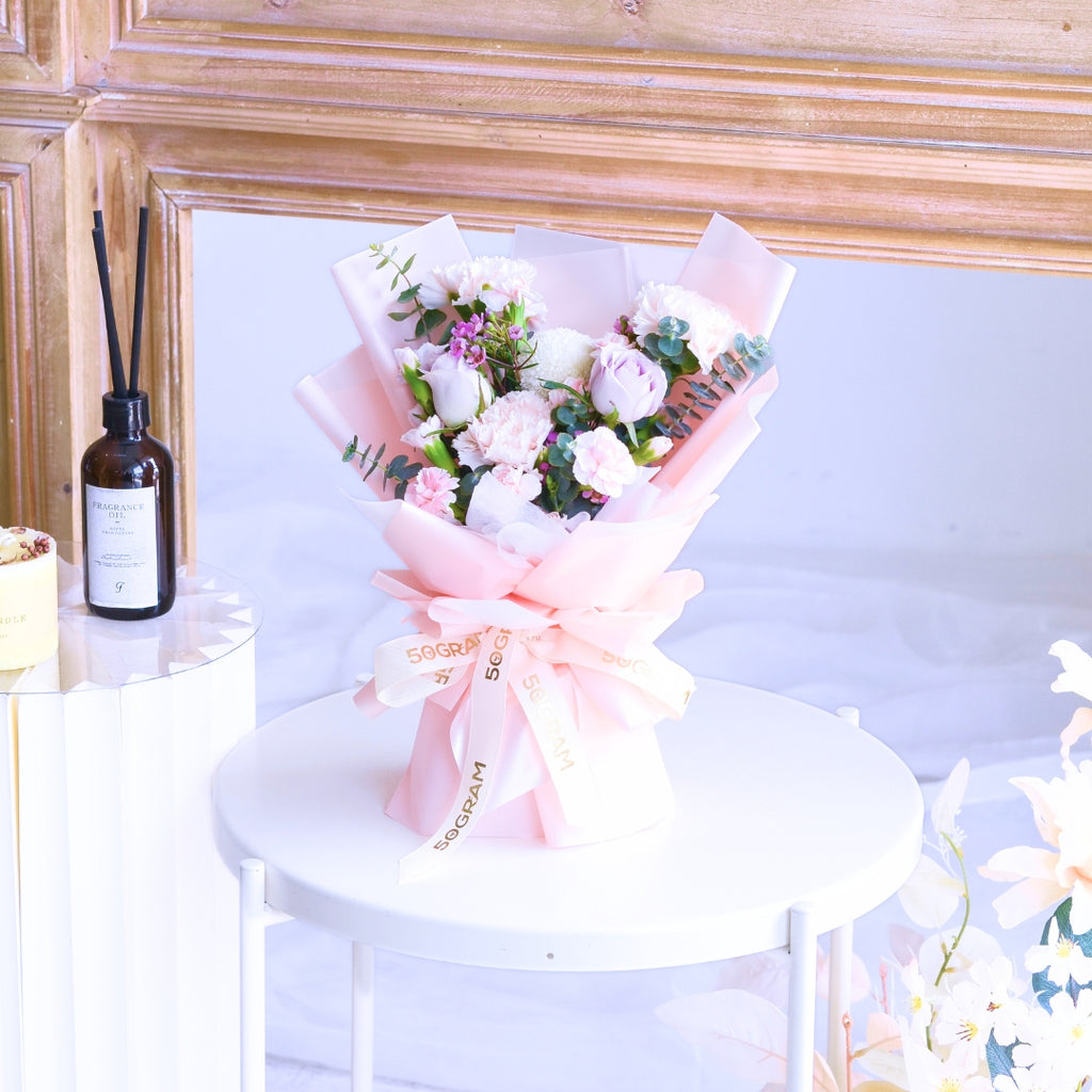Primo Amore Beige Carnation Hand Bouquet image 14