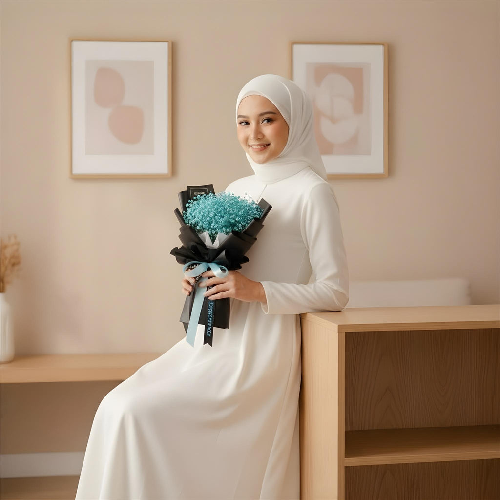 Baby Tiffany Baby Breath Hand Bouquet image 4