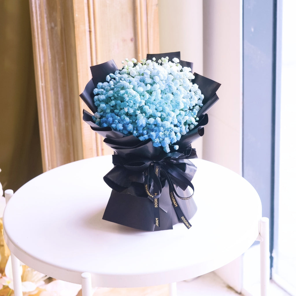 Blue Valor Mini Hand Bouquet image 4