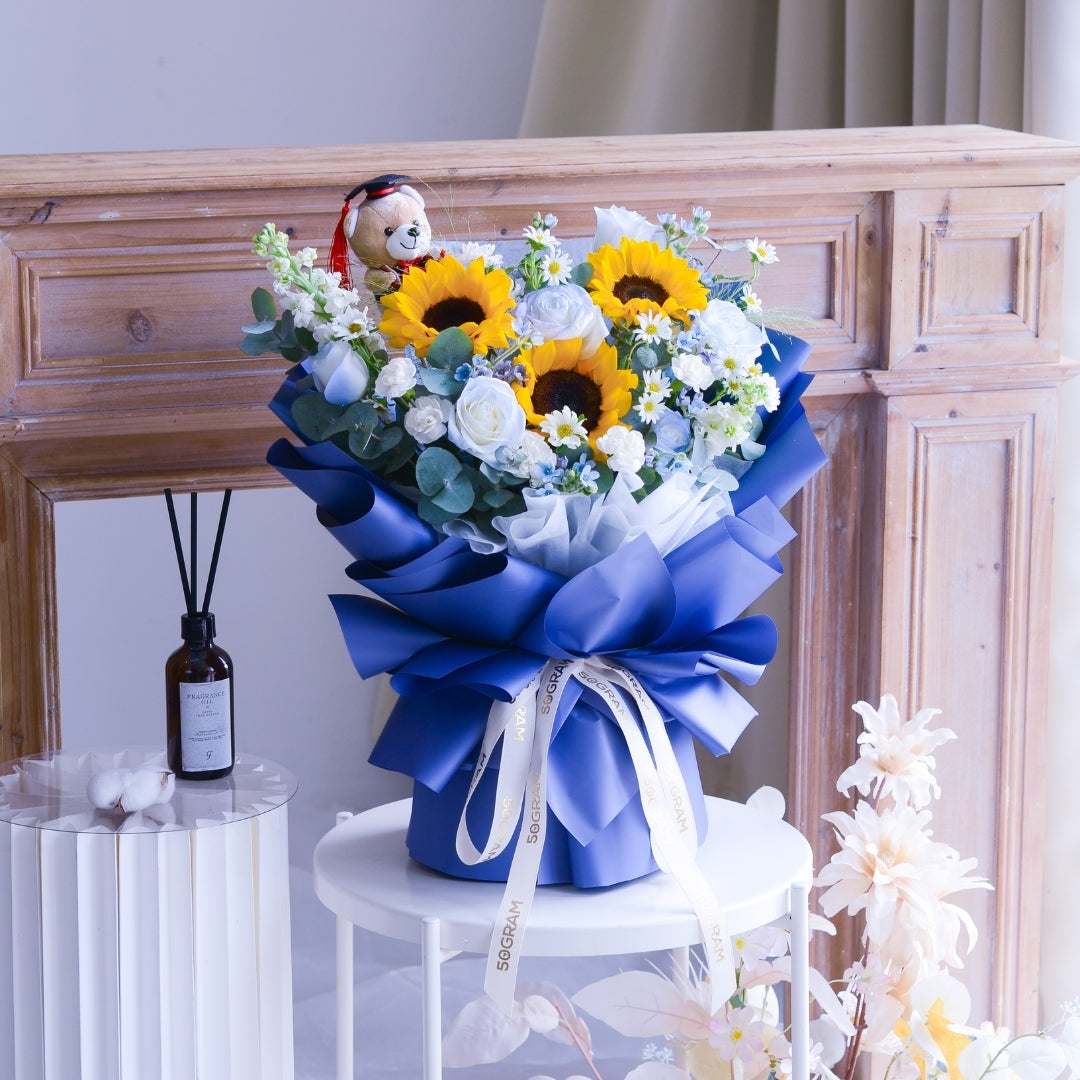 Skybound Hand Bouquet image 7
