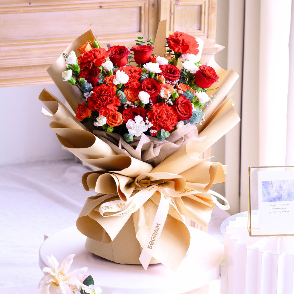 Scarlet Spice Red Rose Hand Bouquet image 14