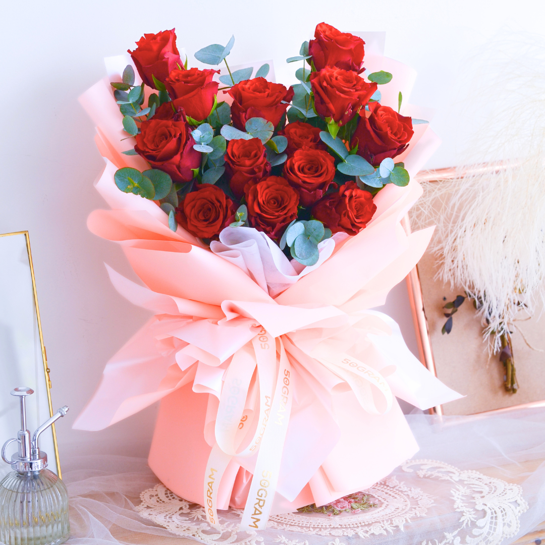 Valence Red Rose Hand Bouquet image 3